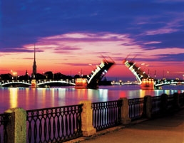 Draw bridge in St. Petersburg by ispb.info