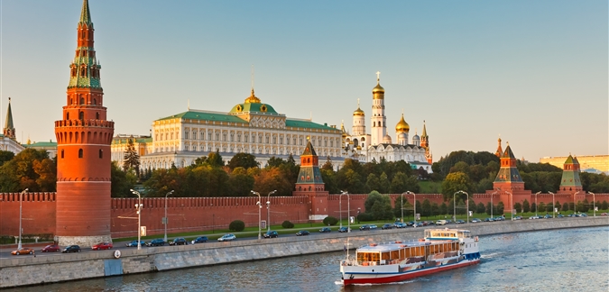 Kremlin by Olta Travel