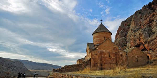 Noravank Monastery long