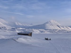 The Russian triangle hut by Bretjørna Grønnfjorden Svalbard_Toril basecamp Hotel