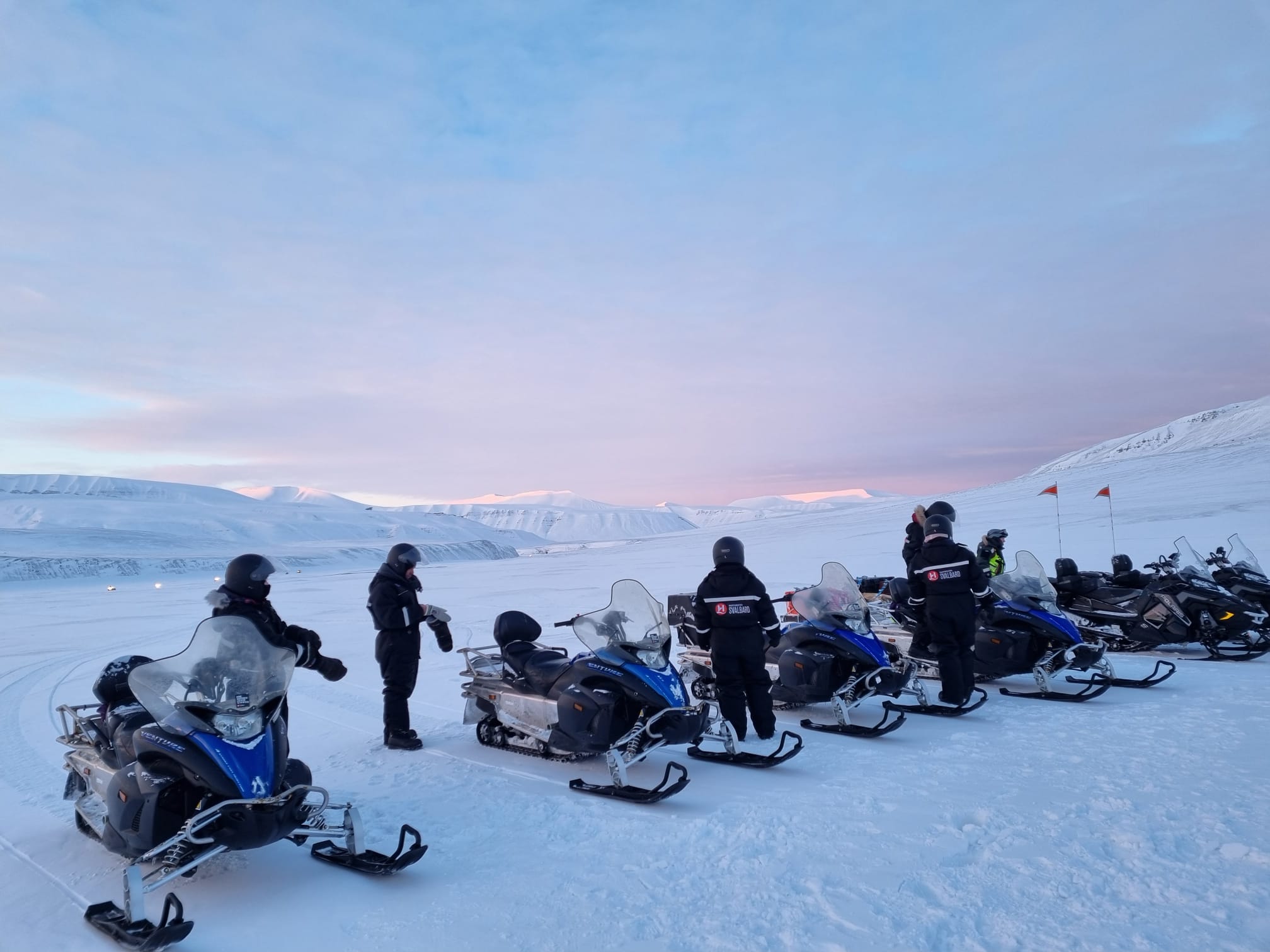 Snowmobile Safari to Elveneset