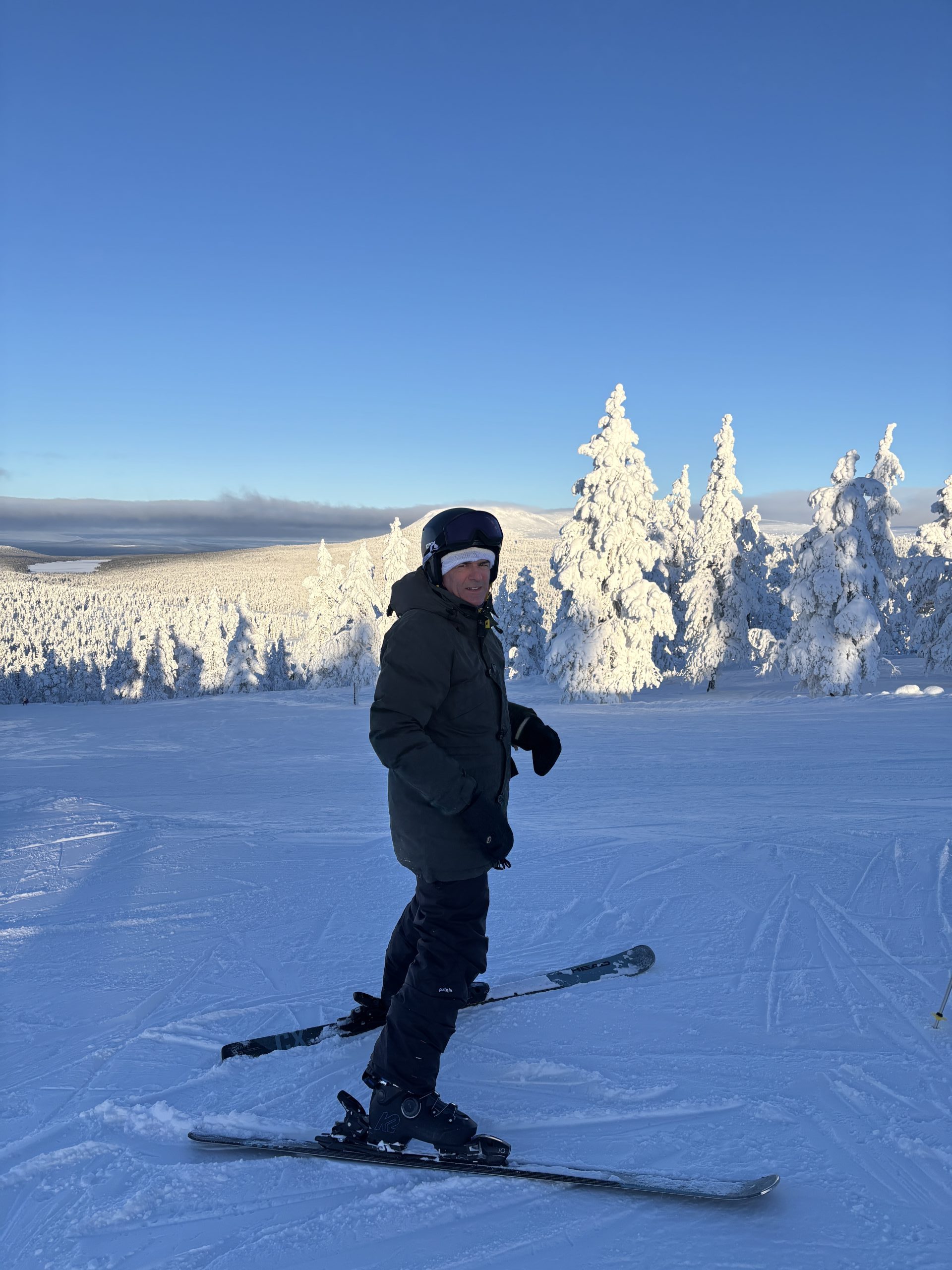 Ski Apex Mark Champagne