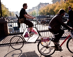 Cyclists at Christianshavns Kanal by VisitDenmark