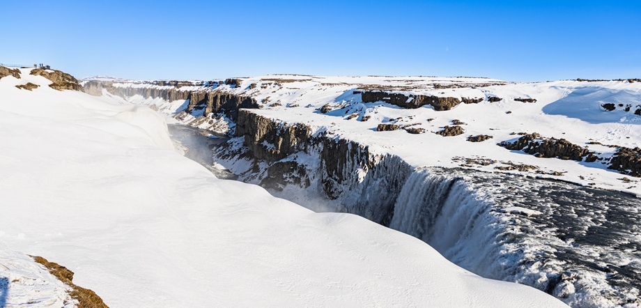 Winter scenery of Dettifoss waterfall / Copyright: Visit North Iceland